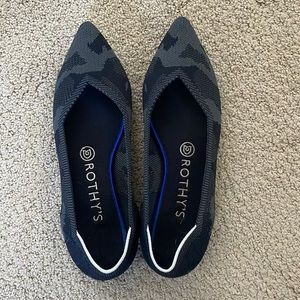 Rothys point in camo 7.5